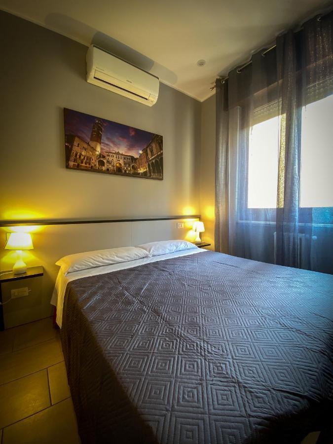 Hotel Arena เวโรนา ภายนอก รูปภาพ
